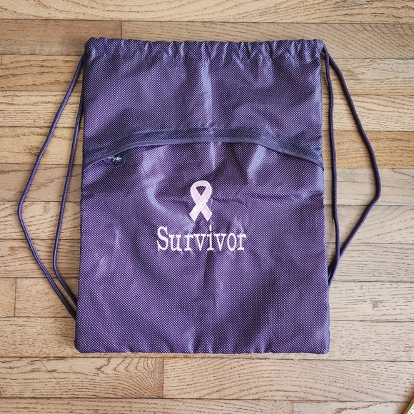 thirty-one Breast Cancer Survivor String Bag - Picture 4 of 8